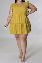Cargar imagen en el visor de la galería, Plus Size V-Neck Frill Trim Mini Dress
