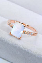 Load image into Gallery viewer, Square Moonstone Ring