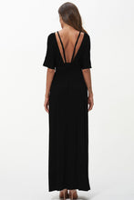 Cargar imagen en el visor de la galería, Strappy Neck Maxi Dress