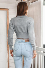 Cargar imagen en el visor de la galería, Round Neck Long Sleeve Cropped Sweater