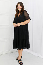 Cargar imagen en el visor de la galería, P & Rose Lovely Lace Full Size Tiered Dress