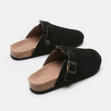 Cargar imagen en el visor de la galería, Suede Closed Toe Buckle Slide