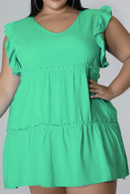 Cargar imagen en el visor de la galería, Plus Size V-Neck Frill Trim Mini Dress