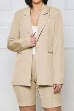 Cargar imagen en el visor de la galería, Long Sleeve Blazer and Shorts Set