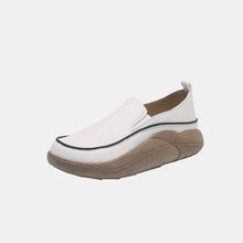 Cargar imagen en el visor de la galería, Chunky Slip On Shoes
