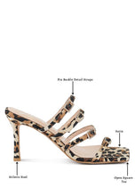 Cargar imagen en el visor de la galería, NYLE PLATFORM HEELED SANDALS
