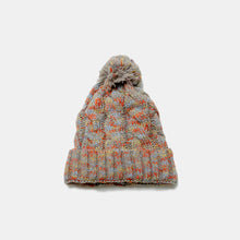 Cargar imagen en el visor de la galería, Contrast Cable-Knit Hat with Pompom
