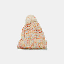 Cargar imagen en el visor de la galería, Contrast Cable-Knit Hat with Pompom
