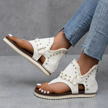 Cargar imagen en el visor de la galería, Studded Raw Hem Flat Sandals
