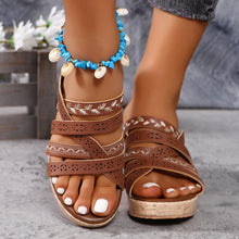 Cargar imagen en el visor de la galería, PU Leather Crisscross Wedge Sandals

