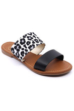Cargar imagen en el visor de la galería, Two Band Slide Sandal
