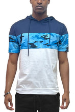 Cargar imagen en el visor de la galería, Camo and Solid Design Block Hooded Shirt
