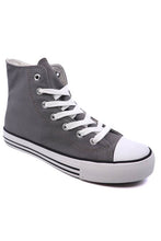 Cargar imagen en el visor de la galería, High Top Canvas Sneaker

