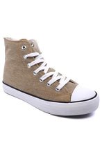 Cargar imagen en el visor de la galería, High Top Canvas Sneaker
