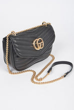 Cargar imagen en el visor de la galería, Logo Quilted Shoulder Swing Bag
