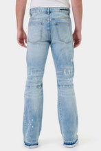 Cargar imagen en el visor de la galería, KNEE DESTROYED SLIM FLARE DENIM
