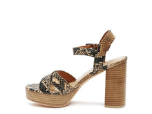 Cargar imagen en el visor de la galería, RAG&amp;CO CHYPRE HIGH HEELED BLOCK SANDAL IN TAN
