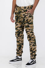 Cargar imagen en el visor de la galería, Weiv Mens Solid Stretch Cargo Jogger
