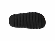 Cargar imagen en el visor de la galería, DUMBA Diamante Pool Sliders
