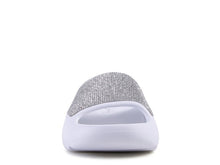 Cargar imagen en el visor de la galería, DUMBA Diamante Pool Sliders
