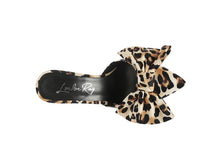 Cargar imagen en el visor de la galería, Joelle High Heel Bow Tie Leopard Print Mules
