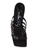 Cargar imagen en el visor de la galería, NYLE PLATFORM HEELED SANDALS
