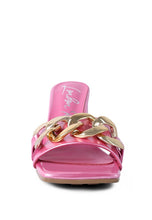 Cargar imagen en el visor de la galería, PLAYDOLL METAL CHAIN DETAIL BLOCK HEEL SANDAL
