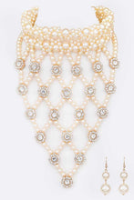 Load image into Gallery viewer, Crystal Accent Pearl Choker Statement Necklace Set
