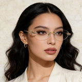 17252f2b-9b96-4851-ad97-c9f73daeb9d9-Max