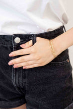 Cargar imagen en el visor de la galería, Wired Cuff Bracelet
