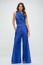 Cargar imagen en el visor de la galería, Silky Satin One Shoulder Ruched Top
