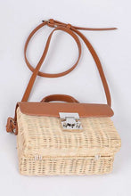 Cargar imagen en el visor de la galería, Contrast Flap Summer Straw Swing Bag
