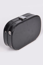 Cargar imagen en el visor de la galería, Metallic Oval Camera Iconic Swing Clutch Bag
