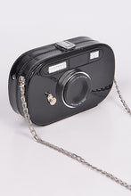 Cargar imagen en el visor de la galería, Metallic Oval Camera Iconic Swing Clutch Bag

