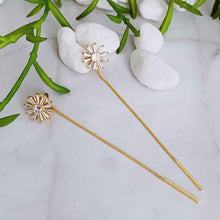 Load image into Gallery viewer, Edelweiss Backdrop Earrings
