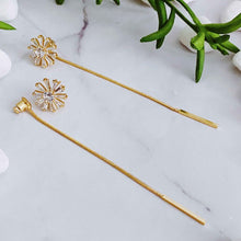 Load image into Gallery viewer, Edelweiss Backdrop Earrings
