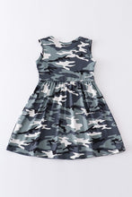 Cargar imagen en el visor de la galería, Camouflage patriotic girl dress
