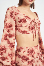 Load image into Gallery viewer, LONG SLEEVE SWEETHEART CROPPED TOP
