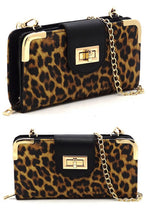 Cargar imagen en el visor de la galería, Fashion Turn Lock Crossbody Wallet
