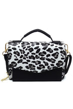 Load image into Gallery viewer, Envelope Flap Crossbody Bag Organizer
