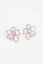 Load image into Gallery viewer, Doodle Flower Post Earrings
