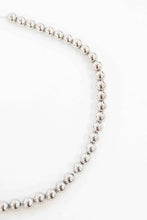 Load image into Gallery viewer, Macro Beaded Necklace
