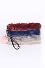 Cargar imagen en el visor de la galería, Faux Fur Convertible Wristlet Crossbody Swing Bag
