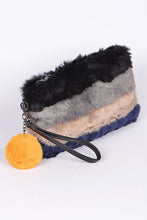 Cargar imagen en el visor de la galería, Faux Fur Convertible Wristlet Crossbody Swing Bag
