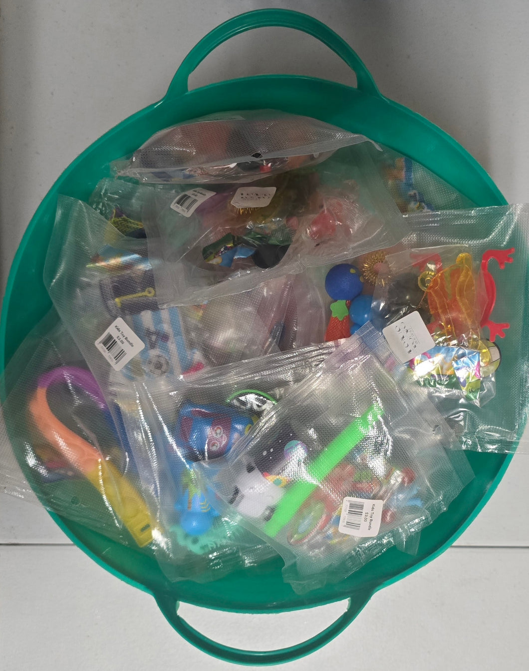1000-1 - Fridget Toy Mystery Packs