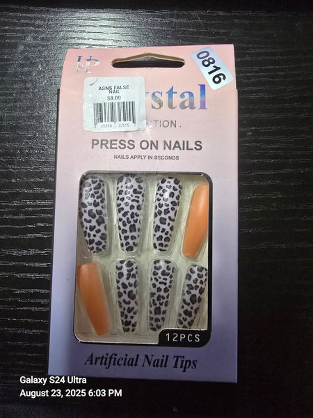 816 - Press-on Nails