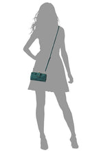 Cargar imagen en el visor de la galería, Kiss Lock Crossbody Clutch Cell Phone Wallet
