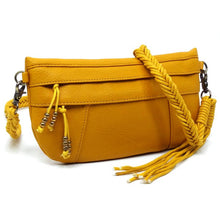 Cargar imagen en el visor de la galería, Braided Tassel Strap Crossbody Bag
