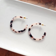 Load image into Gallery viewer, Camy Hoops - Blonde Tortoise
