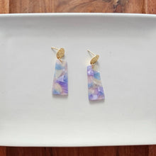 Load image into Gallery viewer, Mia Mini Earrings - Dreamy
